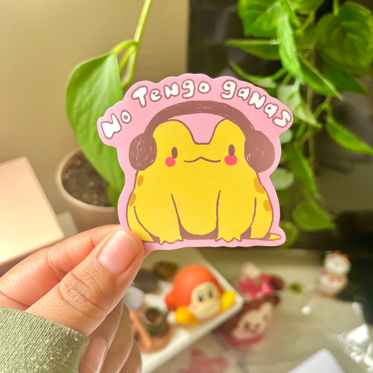 No Tengo Ganas Frog Matte Sticker | Waterproof, not dishwasher safe!